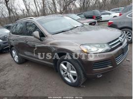 VOLKSWAGEN TOUAREG TDI LUX 2012