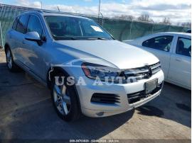 VOLKSWAGEN TOUAREG VR6 LUX 2012