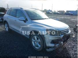 VOLKSWAGEN TOUAREG TDI LUX 2011