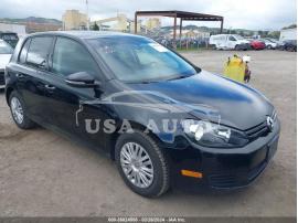 VOLKSWAGEN GOLF 2.5L 4-DOOR 2013