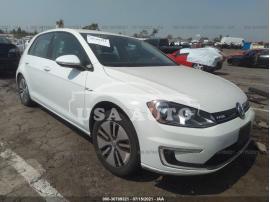 VOLKSWAGEN E-GOLF SE 2016