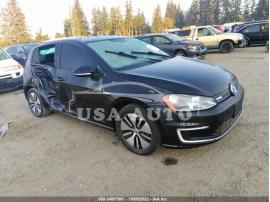 VOLKSWAGEN E-GOLF SE 2016