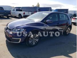 VOLKSWAGEN GOLF E- SE 2017
