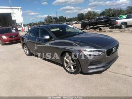 VOLVO S90 MOMENTUM 2017