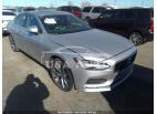 VOLVO S90 MOMENTUM 2017