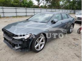 VOLVO S90 T5 MOM 2017