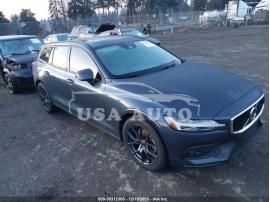 VOLVO V60 T5 MOMENTUM 2020
