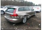 VOLVO V60 MOMENTUM 2020