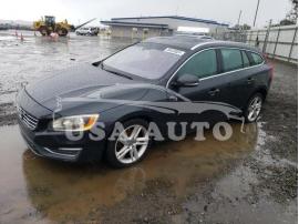 VOLVO V60 PLATIN 2015