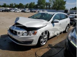 VOLVO V60 PREMIE 2015
