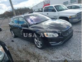 VOLVO V60 T5 PLATINUM 2015