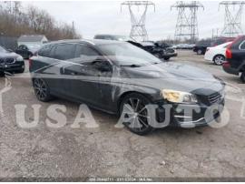 VOLVO V60 T5 PLATINUM 2015