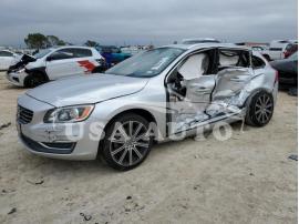 VOLVO V60 PREMIE 2015