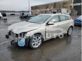 VOLVO V60 T5 PRE 2017