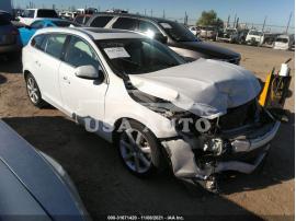 VOLVO V60 T5 DRIVE-E PREMIER 2016