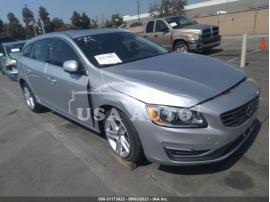 VOLVO V60 T5 DRIVE-E PLATINUM 2015