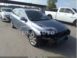 VOLVO V60 PLATINUM 2017