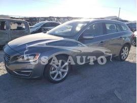 VOLVO V60 T5 PLA 2017