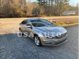 VOLVO S60 PREMIE 2015