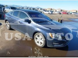 VOLVO S60 PREMIER 2015