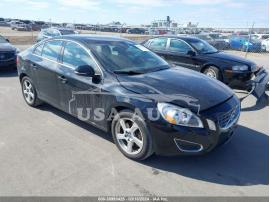 VOLVO S60 T5/T5 PLATINUM/T5 PREMIER/T5 PREMIER PLUS 2013