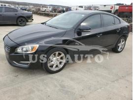 VOLVO S60 T5 2014