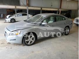 VOLVO S60 T5 2013