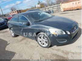 VOLVO S60 T5/T5 PLATINUM/T5 PREMIER/T5 PREMIER PLUS 2013