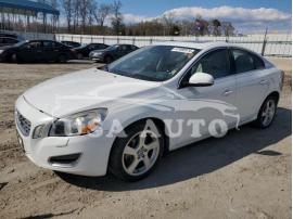 VOLVO S60 T5 2013
