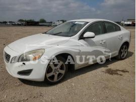 VOLVO S60 T5 2013