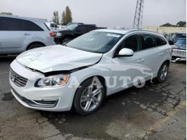 VOLVO V60 PREMIE 2015