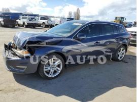 VOLVO V60 PREMIE 2015