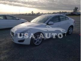 VOLVO S60 T5 2012