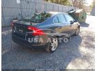 VOLVO S60 T5 2012