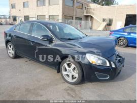 VOLVO S60 T5 2012