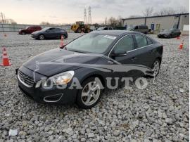 VOLVO S60 T5 2012