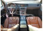 VOLVO S60 T5 2012