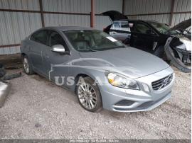 VOLVO S60 T6/T6 R-DESIGN 2012