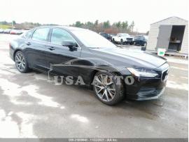 VOLVO S90 MOMENTUM 2017