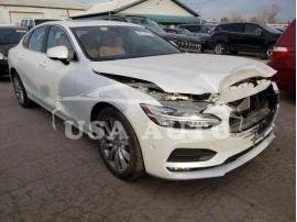 VOLVO S90 T6 MOM 2017