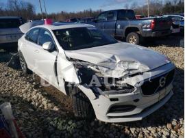 VOLVO S90 T6 MOM 2017