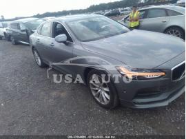 VOLVO S90 MOMENTUM 2017