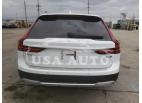 VOLVO V90 CROSS 2022