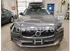 VOLVO V90 CROSS 2022
