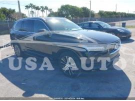 VOLVO XC90 T5 MOMENTUM 2020