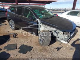 VOLVO XC90 T5 MOMENTUM 7 PASSENGER 2022