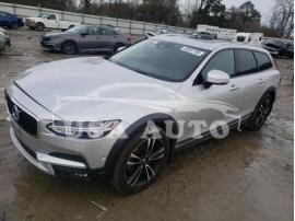 VOLVO V90 CROSS 2018