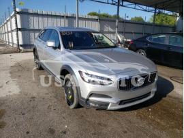 VOLVO V90 CROSS 2018