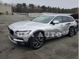 VOLVO V90 CROSS 2018