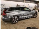 VOLVO V60 CROSS 2020